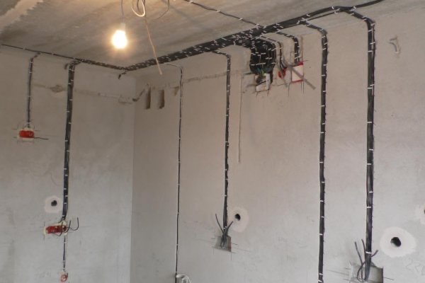 Сборка электрощита и разводка проводки