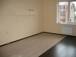 Комбинированная покраска стен в два цвета